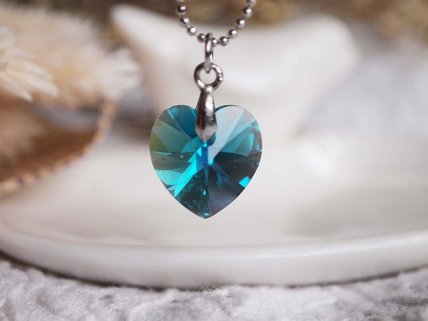 Swarovski Elements 6228 - 14mm - 2pc - Blue Zircon AB