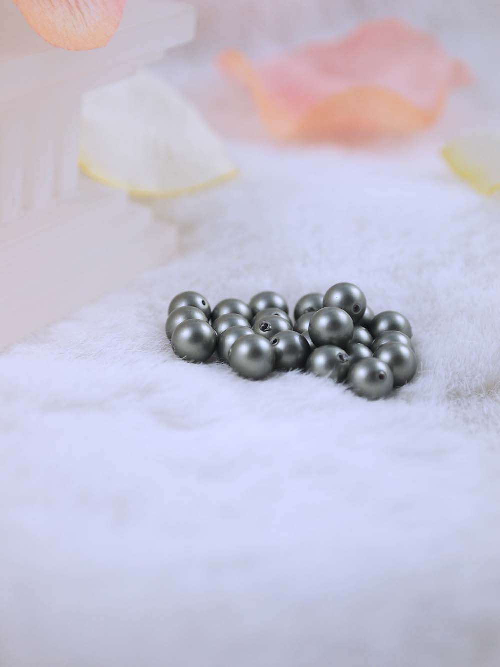 Swarovski Pearls 5810 6mm 24pc Crystal Powder Green Pearl