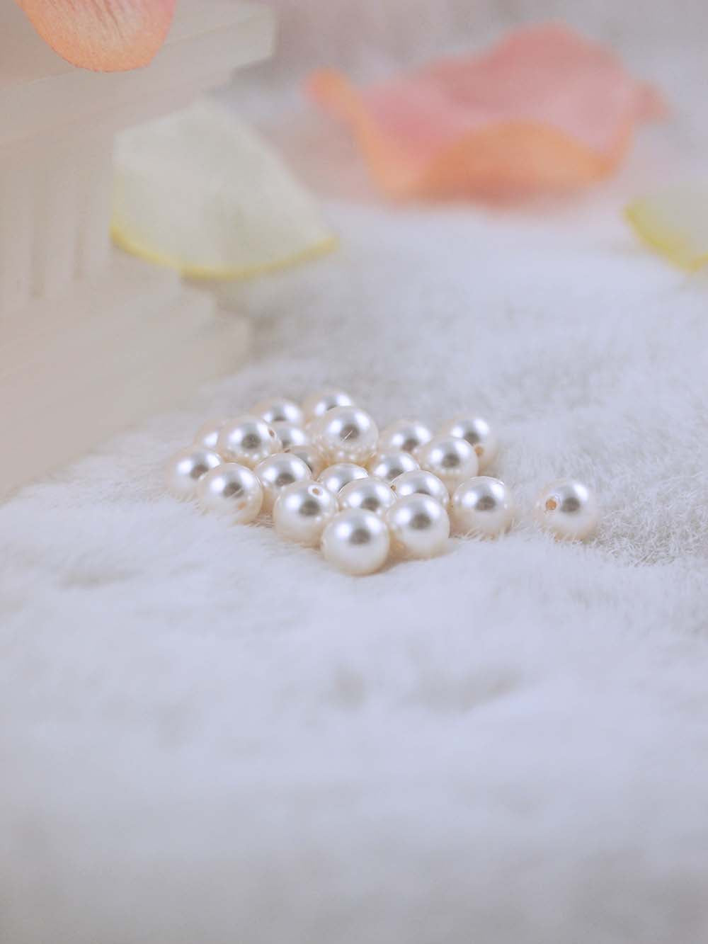 Swarovski Pearls 5810 6mm 24pc Crystal White Pearl