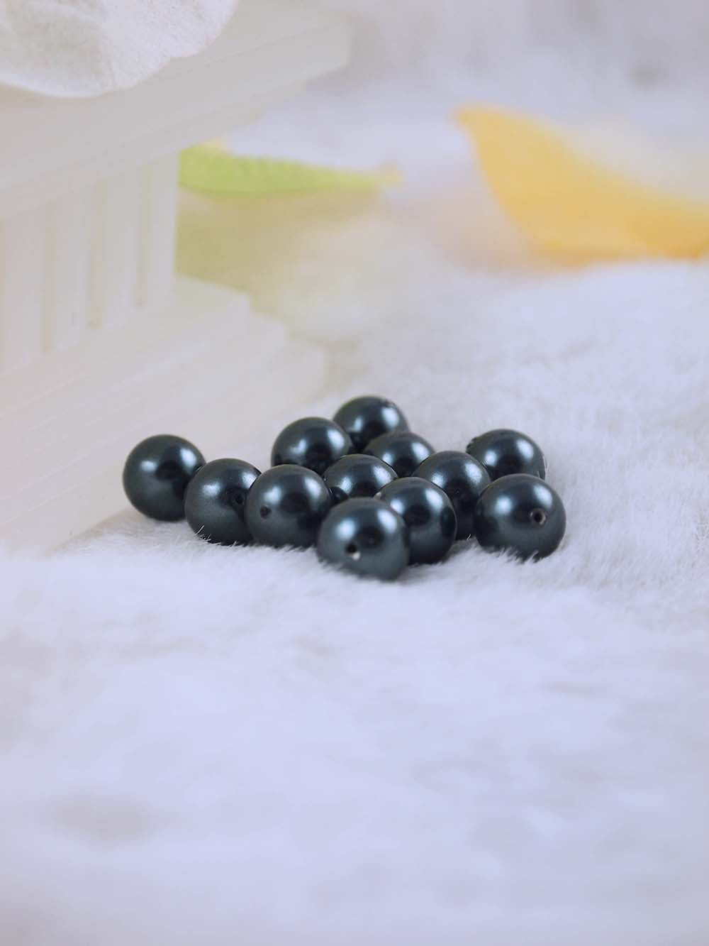 Swarovski Pearls 5810 8mm 12pc Crystal Tahitian look Pearl