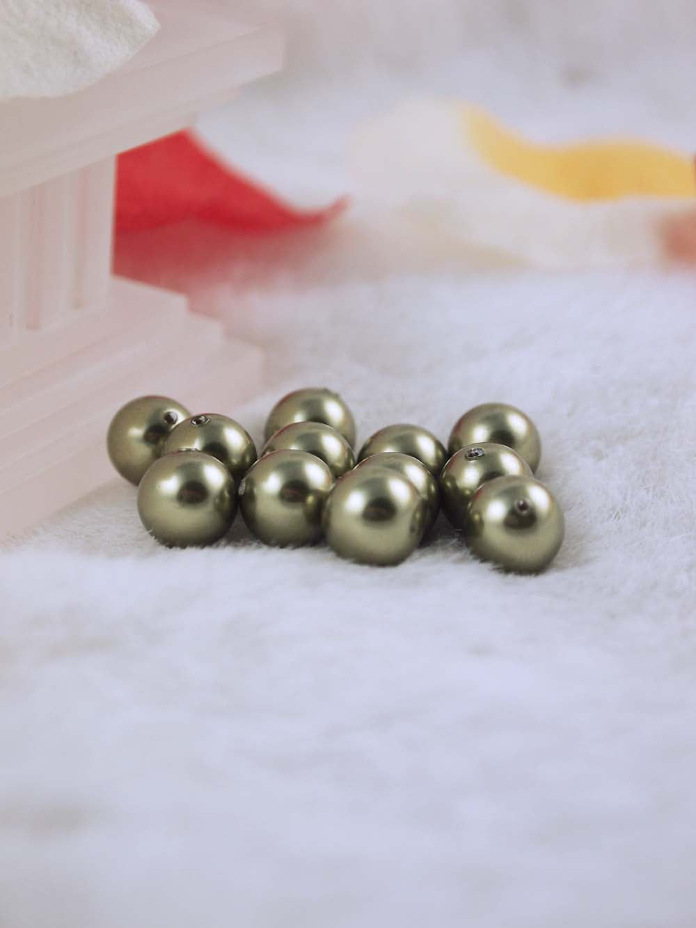 Swarovski Pearls 5810 9mm 12pc Crystal Light Green Pearl