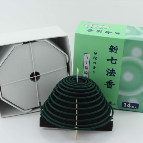 Shinhichihoukou Sandalwood Coil