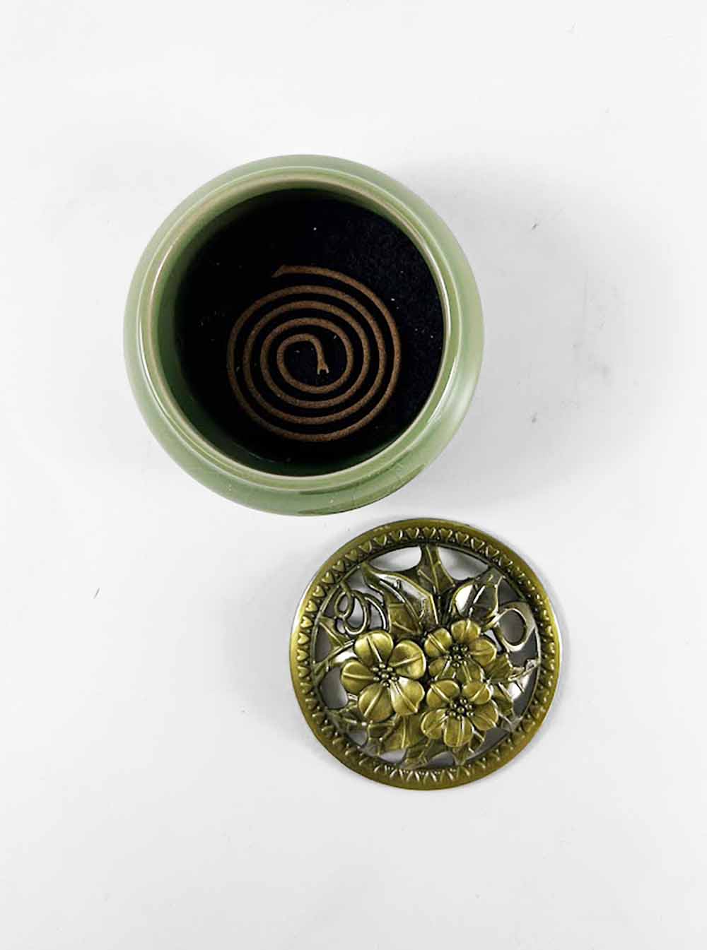 Light Green Ceramic Incense Burner with Lid