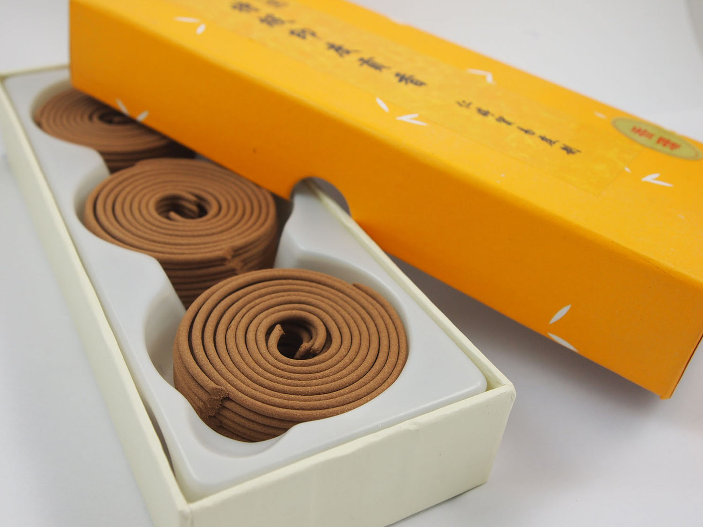 Ren Ting Premium India Sandalwood Incense Coils (2hrs)