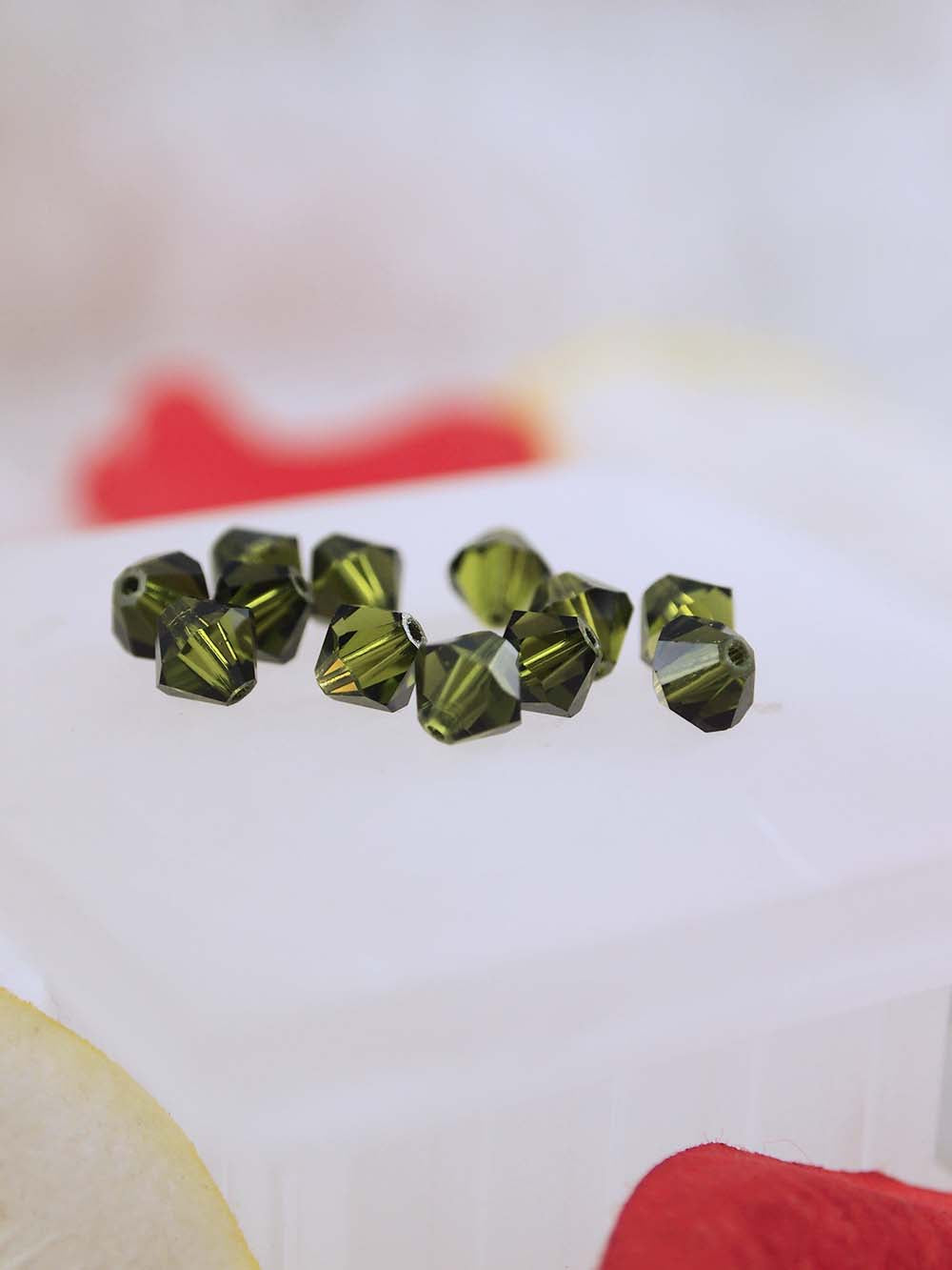 Swarovski Beads 5301 - 6mm - 12pc - Olivine Satin