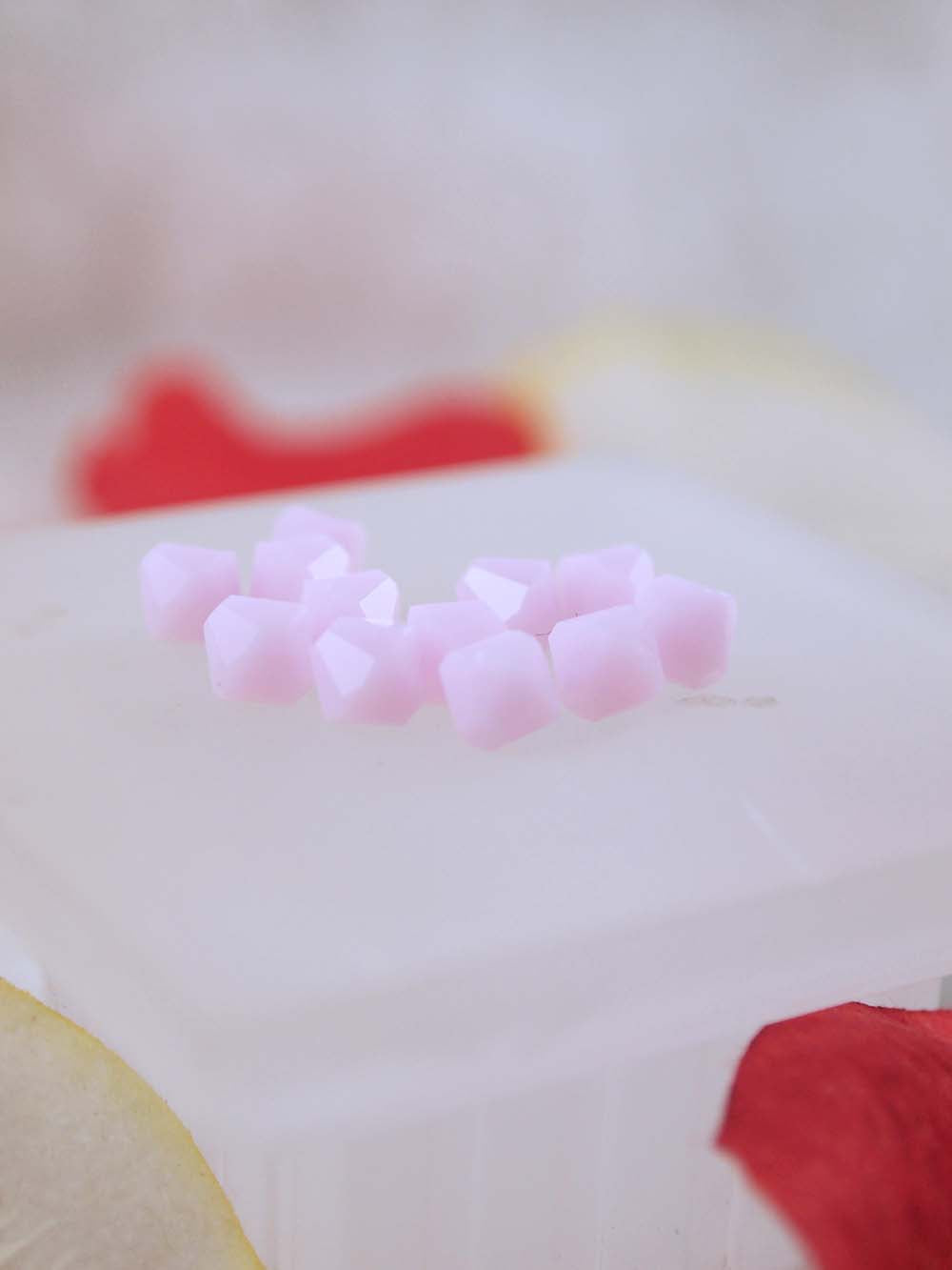 Swarovski Beads 5301 - 6mm - 12pc - Rose Alabaster