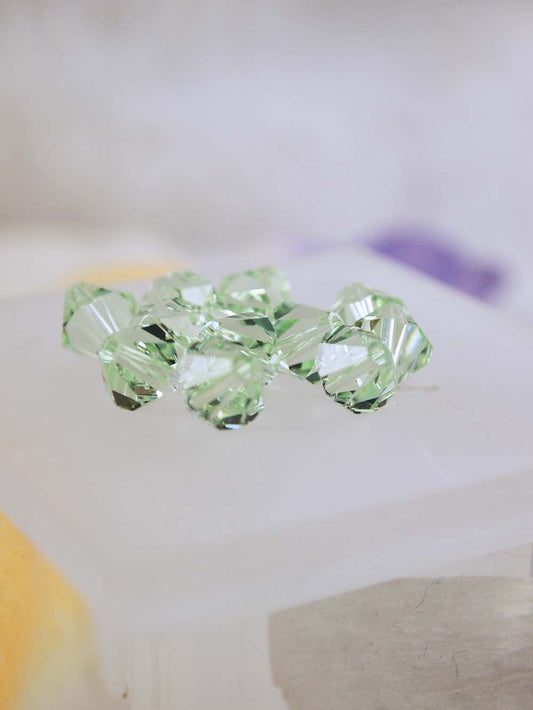 Swarovski Beads 5301 - 8mm - 12pc - Chrysolite