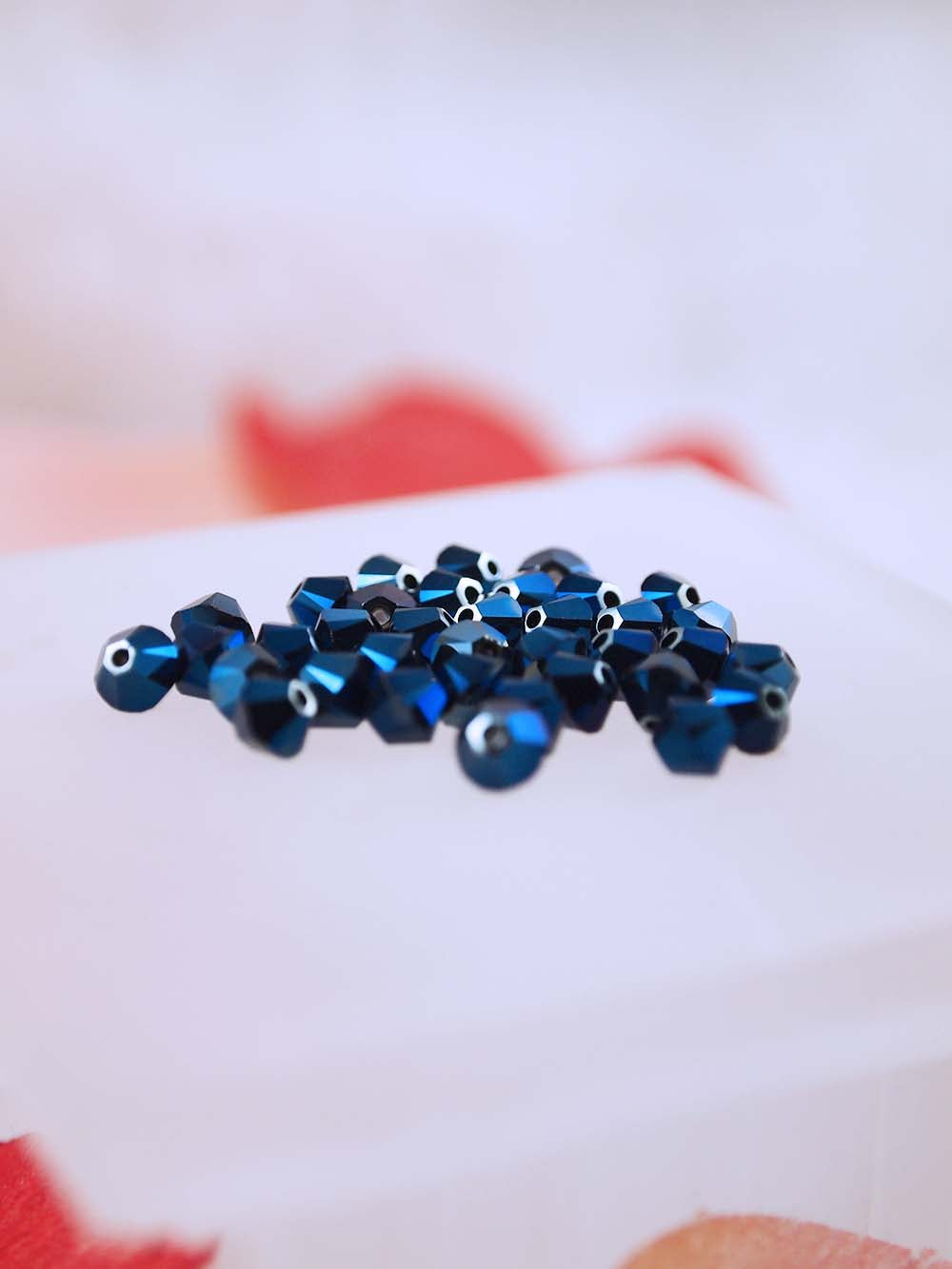 Swarovski Beads 5328 - 4mm - 36pc - Crystal Meterlic Blue 2X