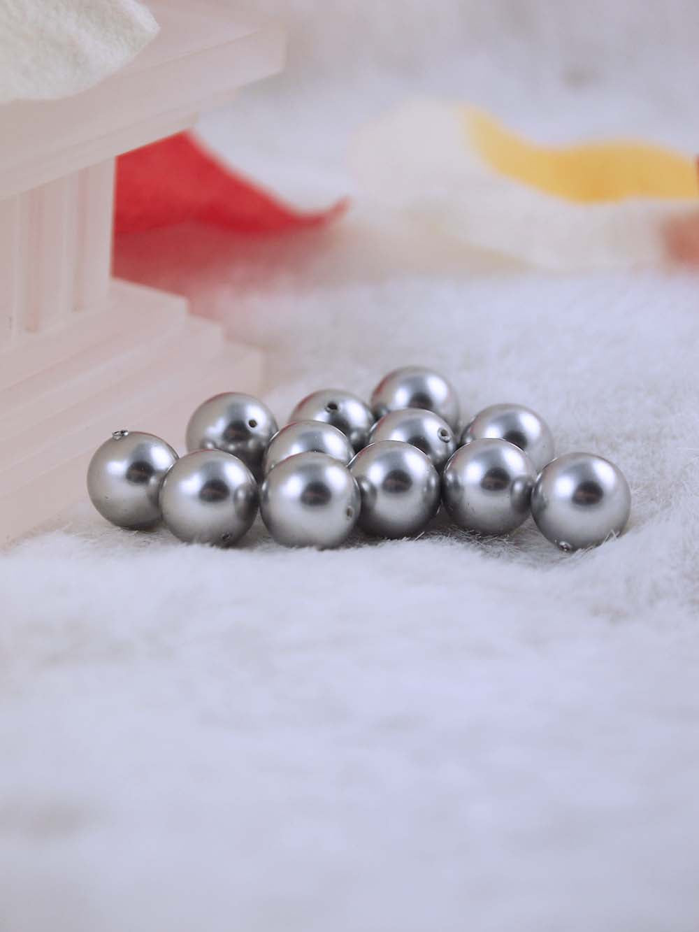 Swarovski Pearls 5810 9mm 12pc Crystal Light Grey Pearl